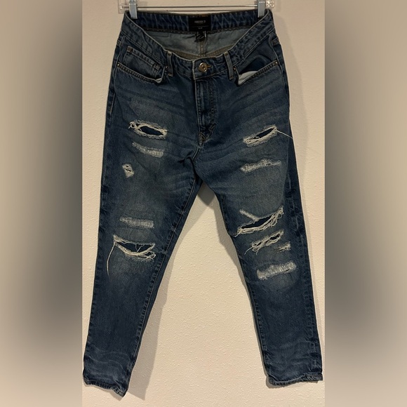 Forever 21 Blue Relaxed Distressed Jeans 32 - Picture 1 of 3